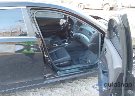 2018 Acura Ilx Special Edition z USA, uszkodzony, nr VIN 19UDE2F43JA001780